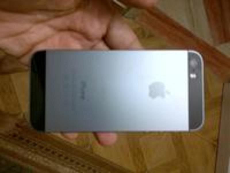 iphone 5s بسعر مغري, الضفة » رام الله والبيره