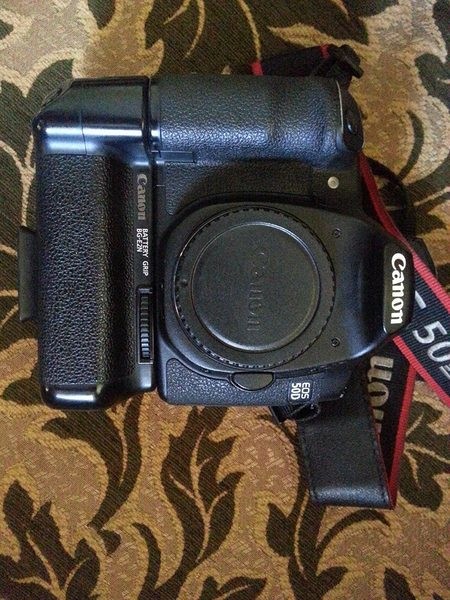 كاميرا canon 50d    مناسبة للتصوير الصحفي, الضفة » نابلس