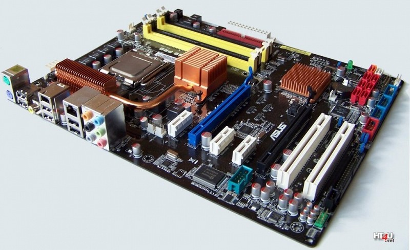 جهاز احترافي 12M Cache core2quad, الضفة » نابلس