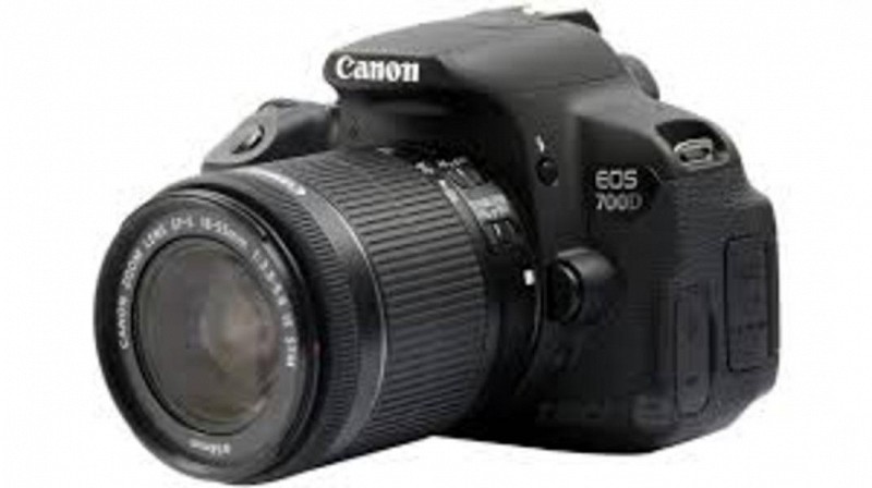 كاميرا Canon 700 D بسعر ولا بالخيال, الضفة » بيت لحم