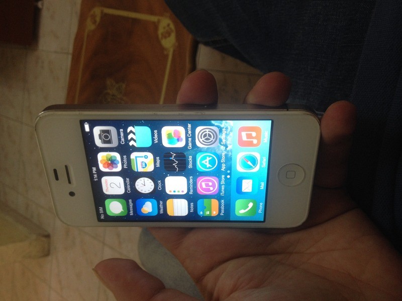 Iphone 4 ابيض 16جيجا, الضفة » نابلس